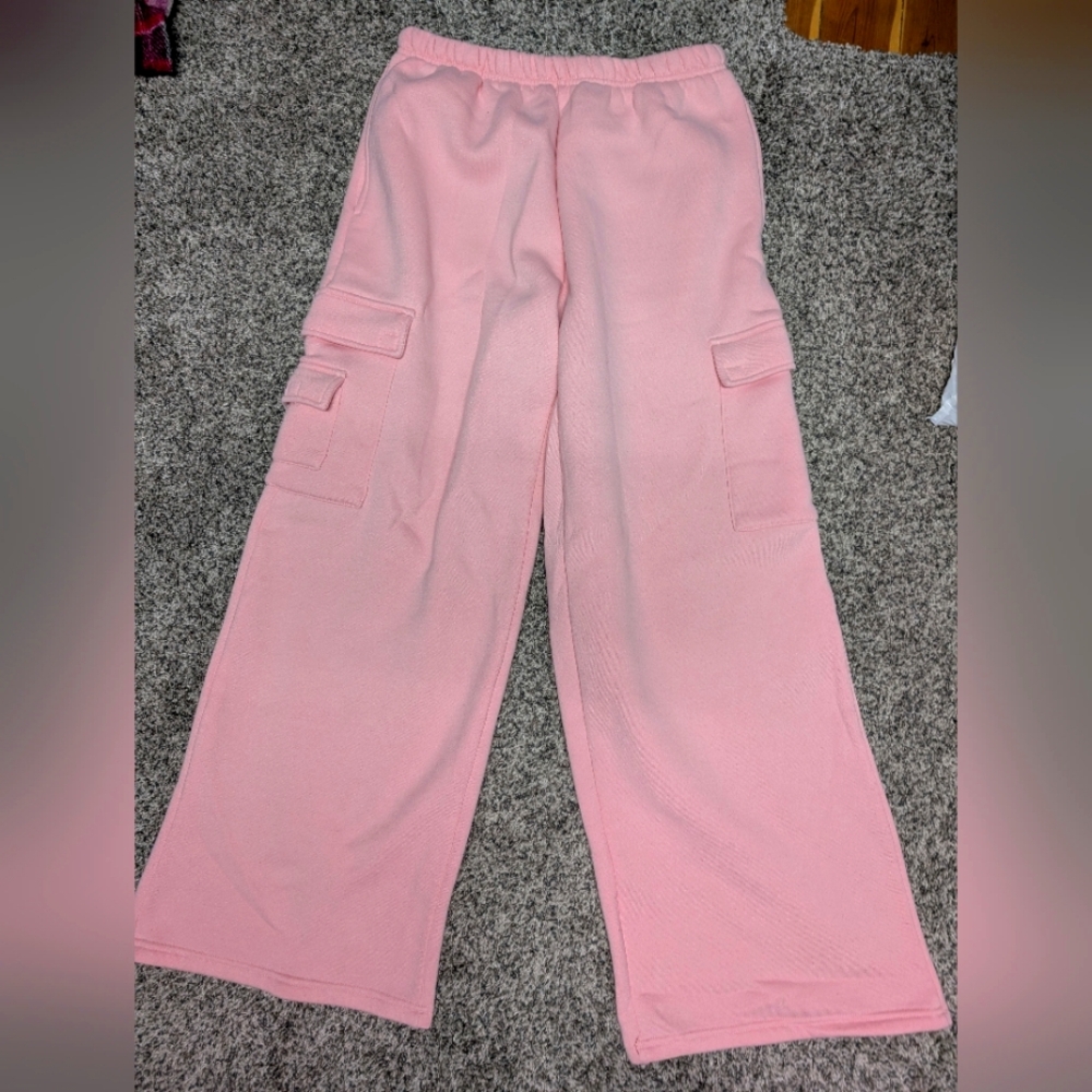 Edikted Baggy Soft Pink Sweatpants